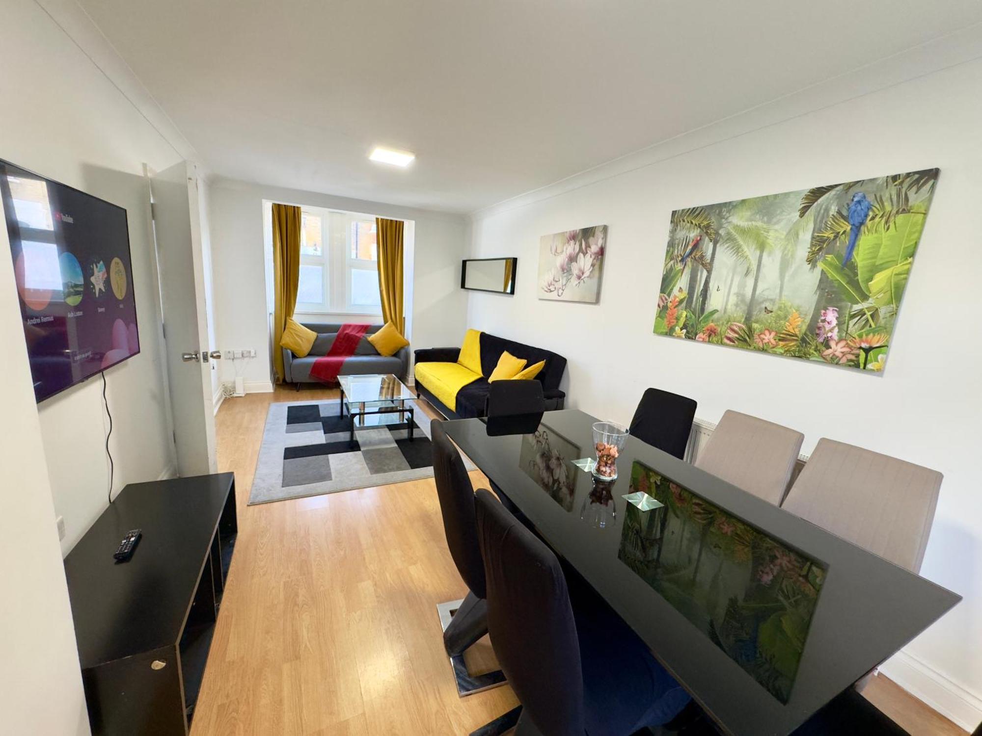 לונדון 3 Bedrooms Spacious House, Separate Reception, 2 Full Bathrooms, Parking, Garden מראה חיצוני תמונה